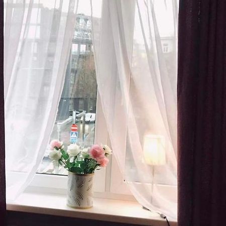 Cozy Central Apartment Tallinn Bagian luar foto