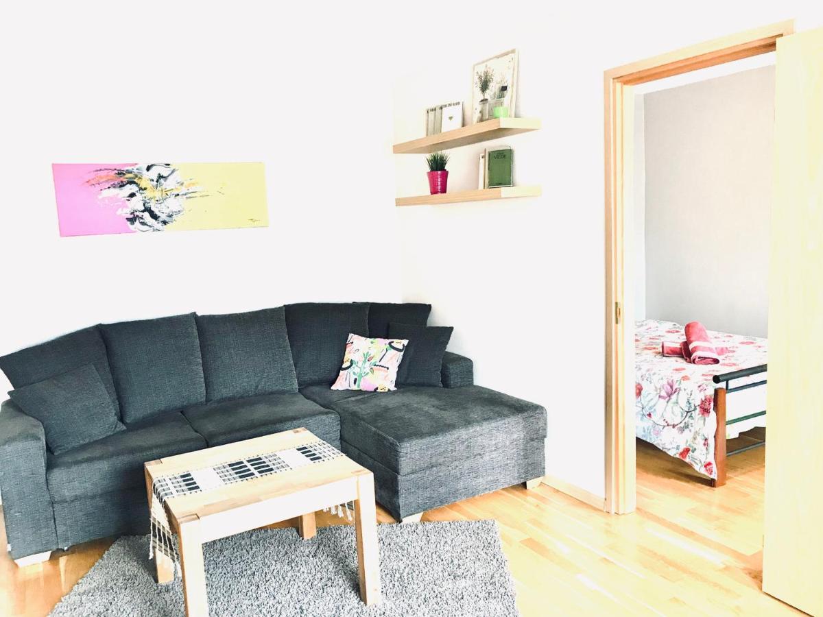 Cozy Central Apartment Tallinn Bagian luar foto