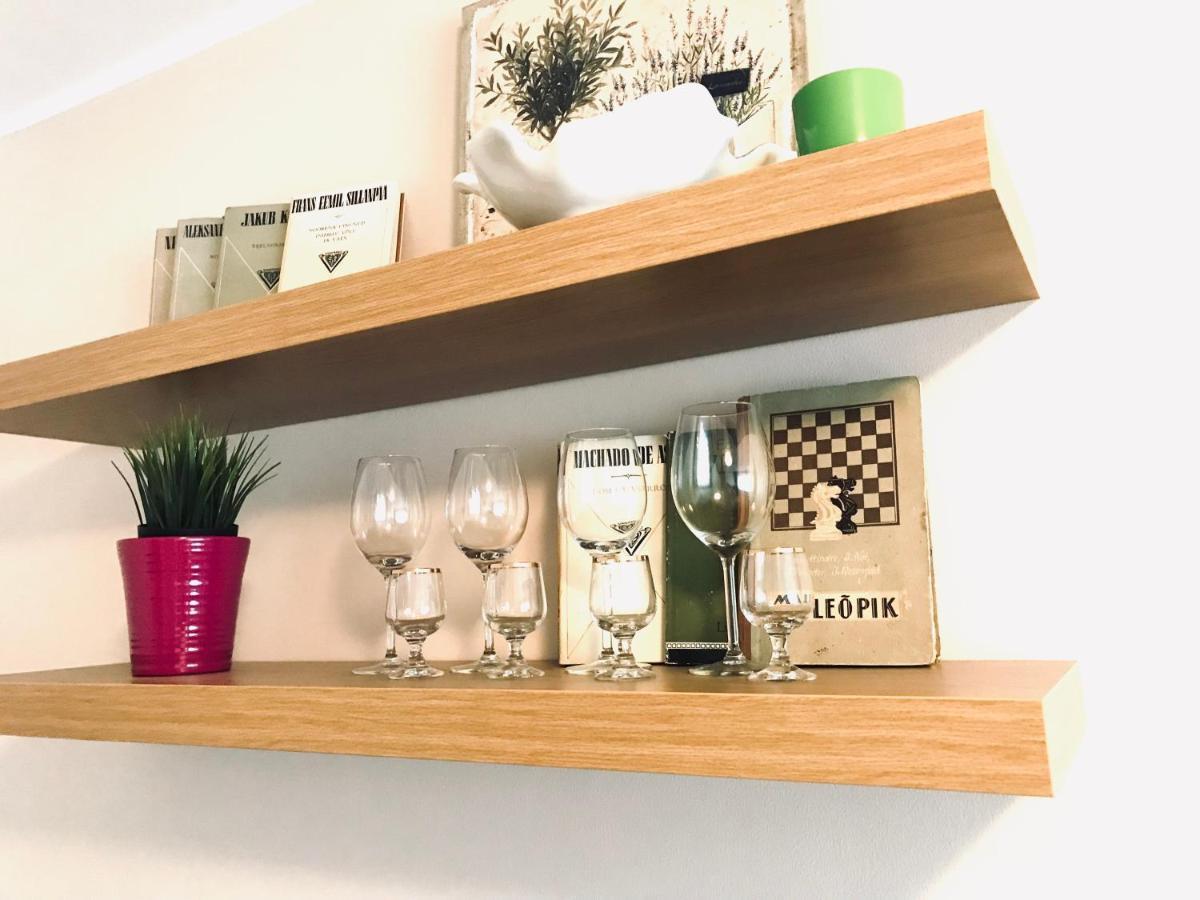 Cozy Central Apartment Tallinn Bagian luar foto