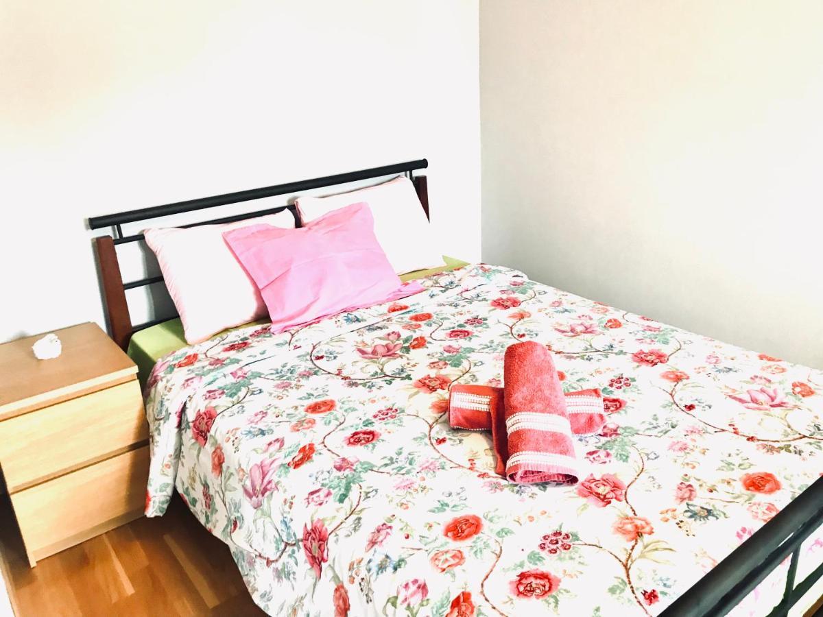 Cozy Central Apartment Tallinn Bagian luar foto